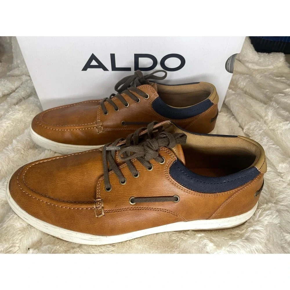 Aldo Low top sneaker size 10
